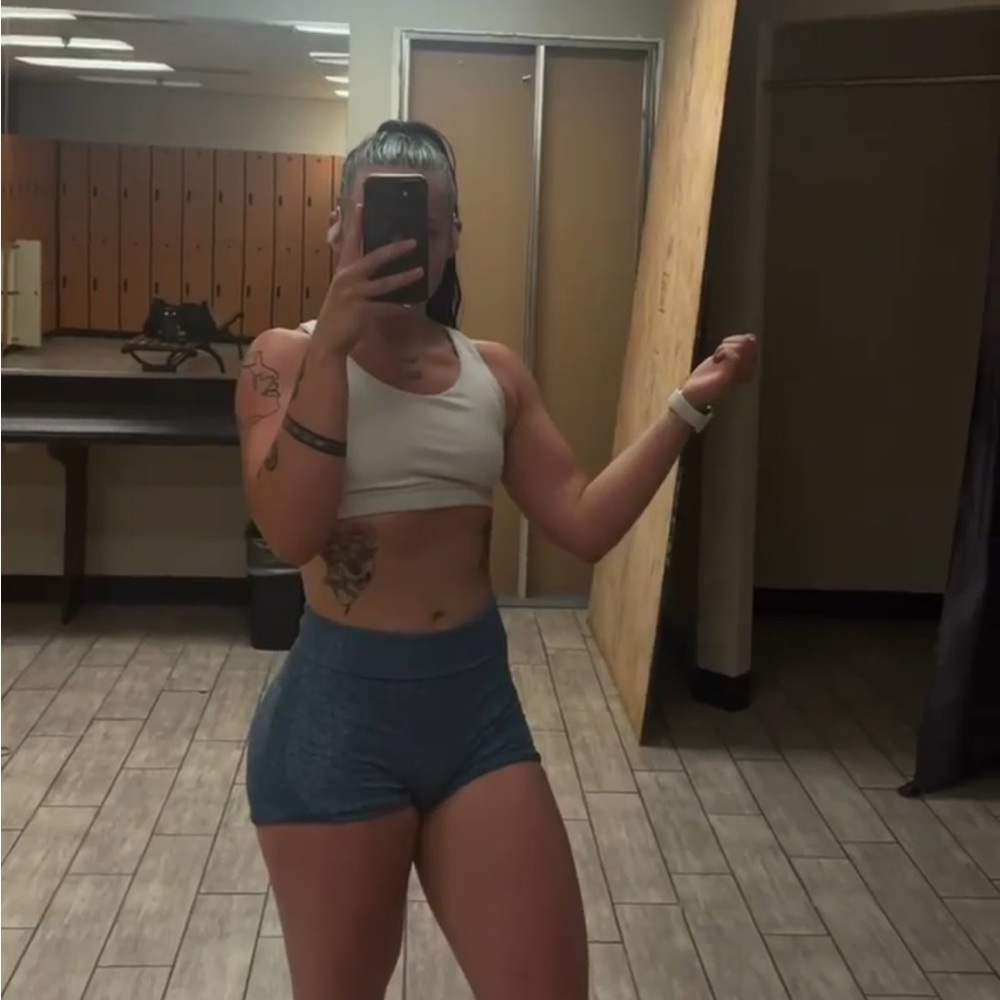 Shein scrunch lifting workout gym short set